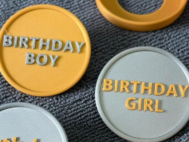 Snap badge (Birthday) £1